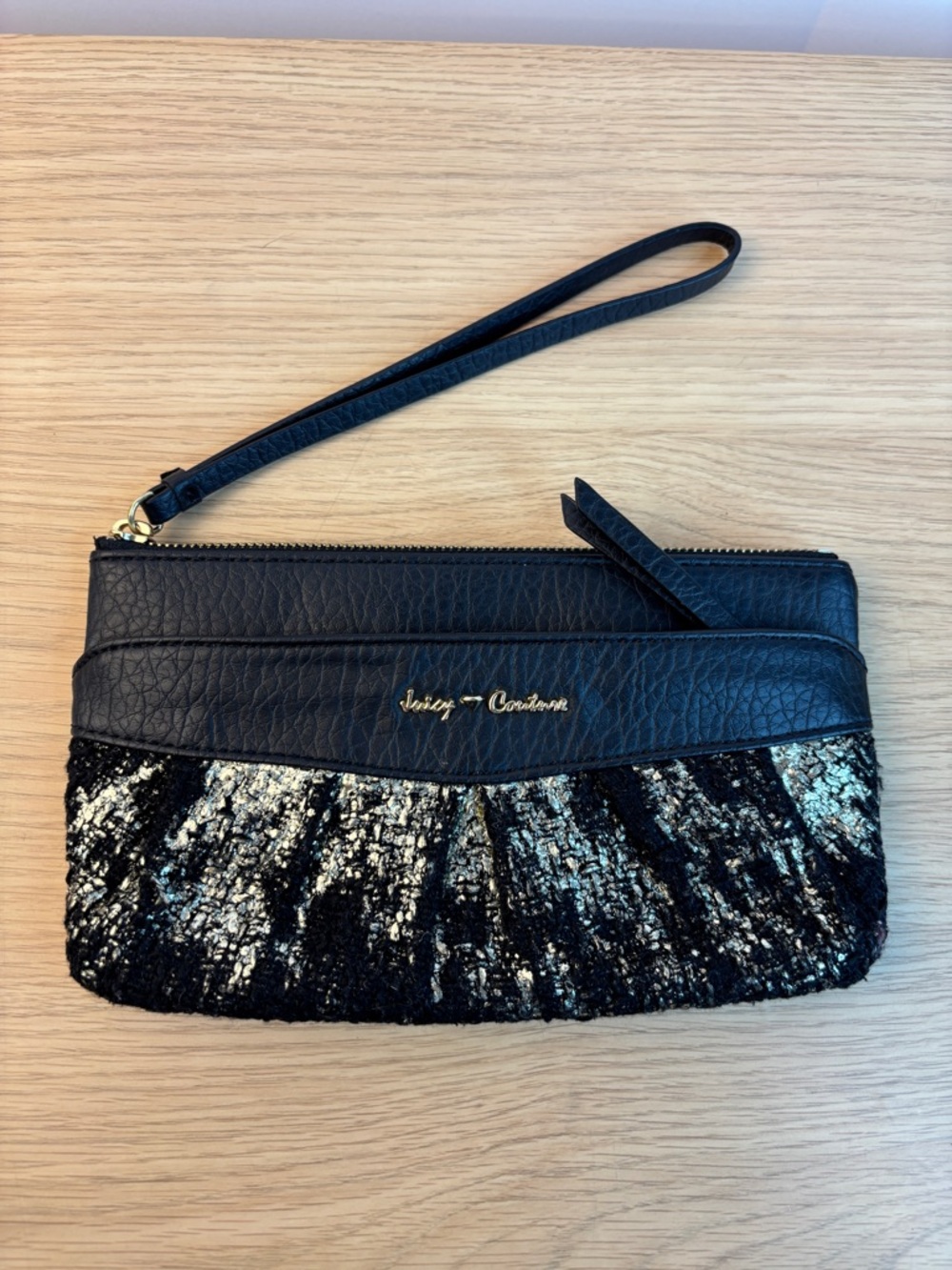 Juicy Couture Black Gold Reflective Wristlet Y2K-style - Picture 1 of 10